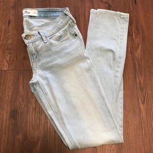 HOLLISTER Light Fade Wash Skinny Jeans